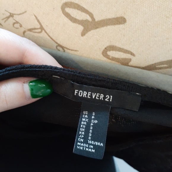 Top - Picture 3 of 3